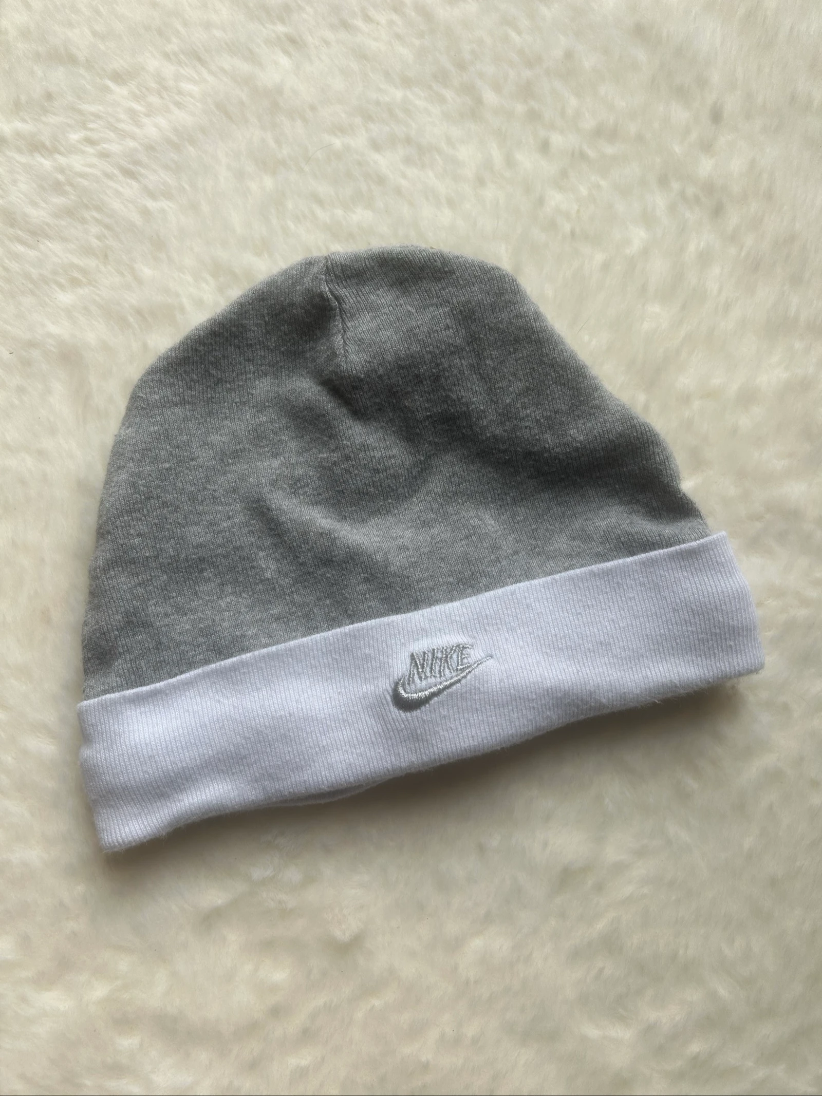 Conjunto Boné + Meias Nike bebê • Tamanho 6/12 meses – photo 2